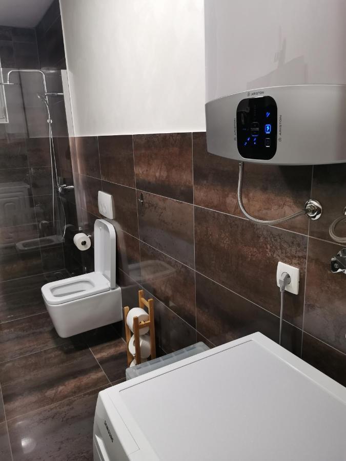 Apartment Luki Повиле Екстериор снимка