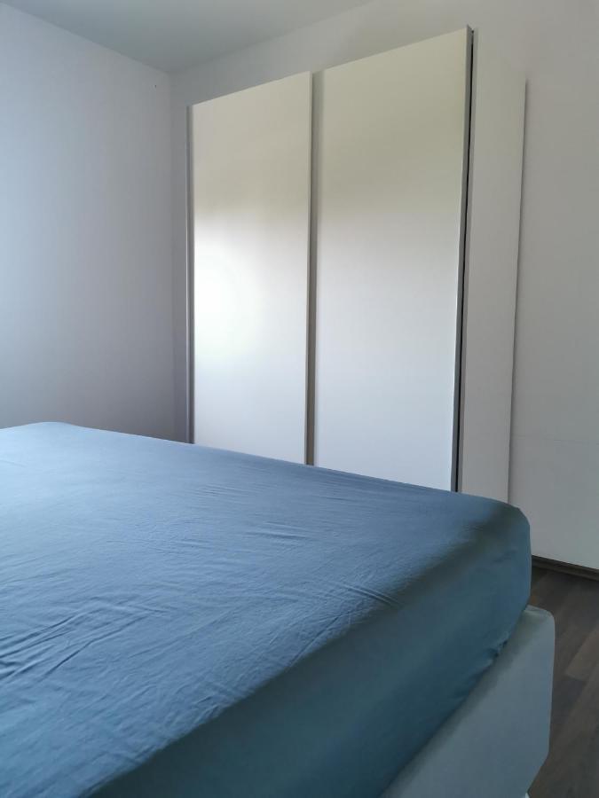 Apartment Luki Повиле Екстериор снимка