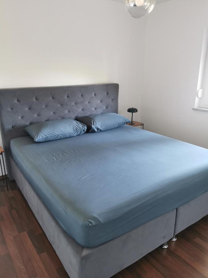 Apartment Luki Повиле Екстериор снимка